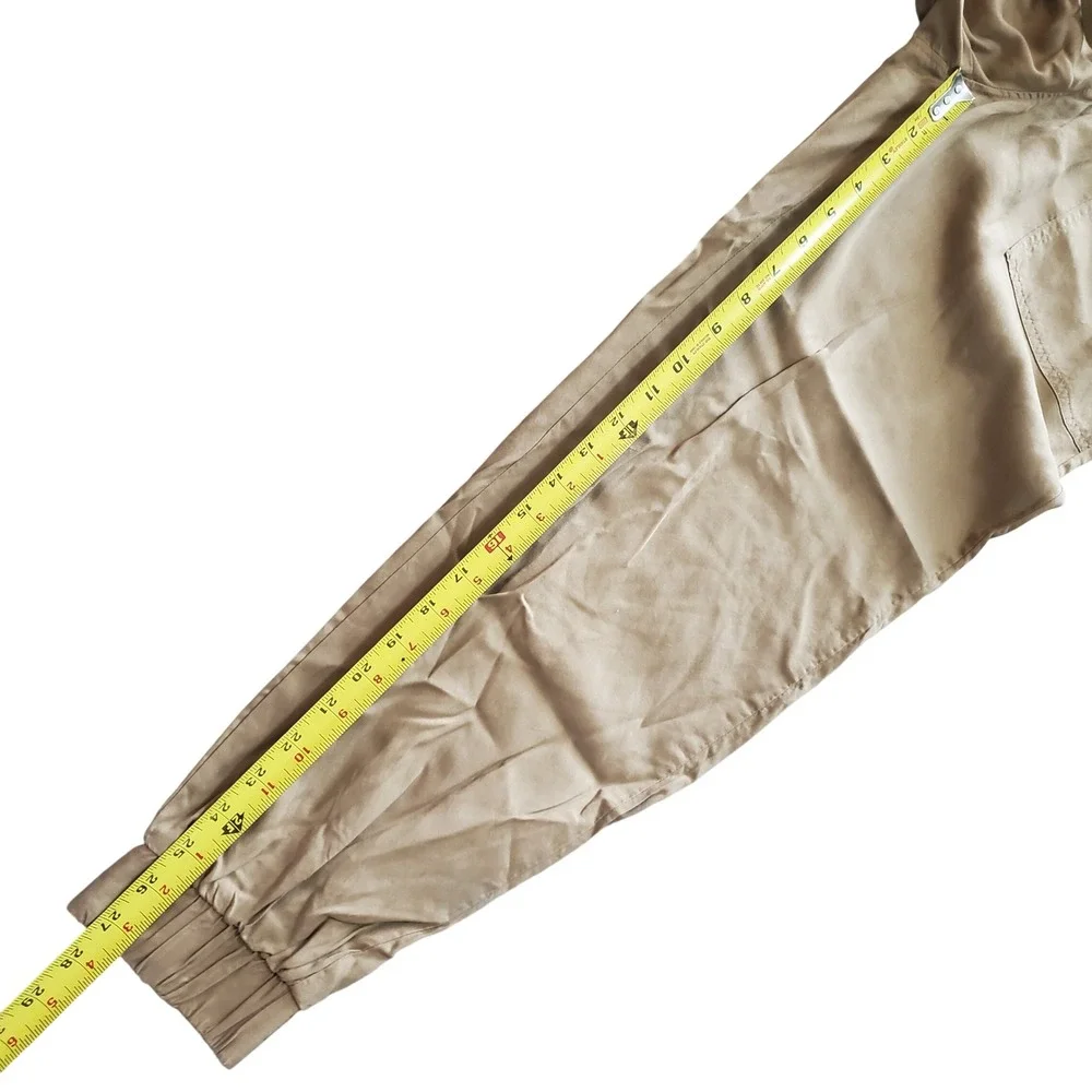Universal Thread Tan Lyocell Jogger Pants Womens Small NWT High Rise Khaki - Picture 3 of 7